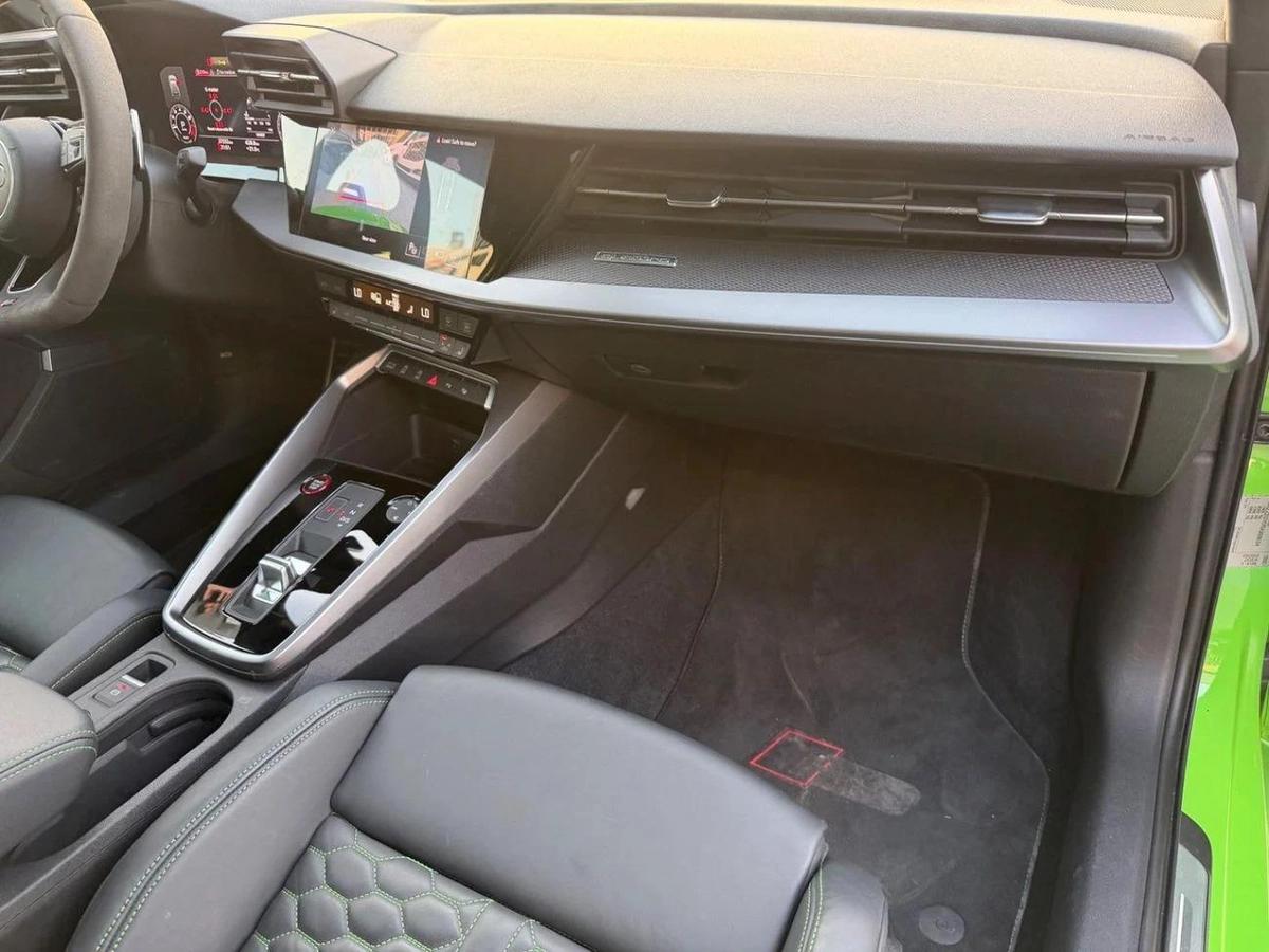 Audi RS3 TFSI quattro 2.5L Sportback-6-6