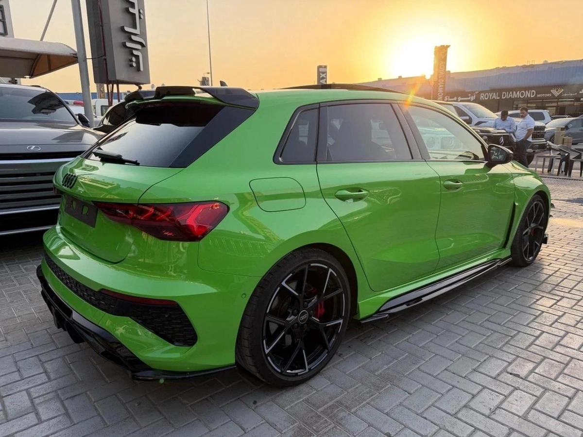 Audi RS3 TFSI quattro 2.5L Sportback-12-12