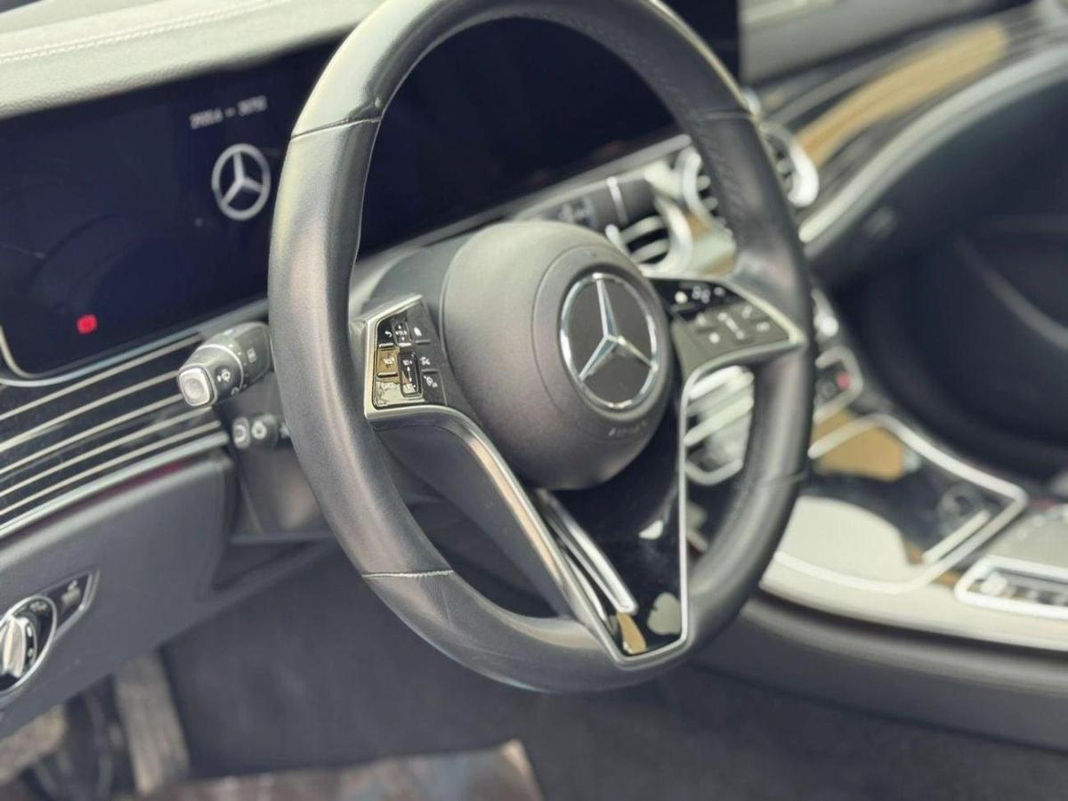 Mercedes-Benz E 450 MERCEDES E450 hybrid 2022 full option best price!!!!-7-7