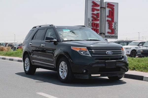 2012 - FORD EXPLORER - IMMACULATE CONDITION - ONLY 92,000 KM