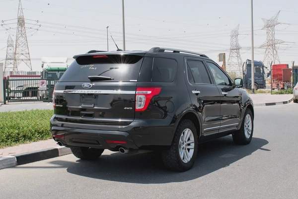 2012 - FORD EXPLORER - IMMACULATE CONDITION - ONLY 92,000 KM