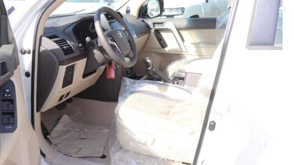 Toyota Prado 2023 new TYOTA PRADO 2700CC VXR FULL OPTION PETROL AUTOMATIC ZERO KM