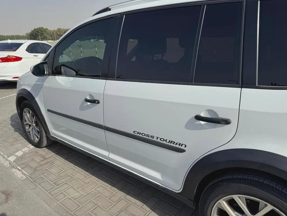 Volkswagen Touran Other-5-5