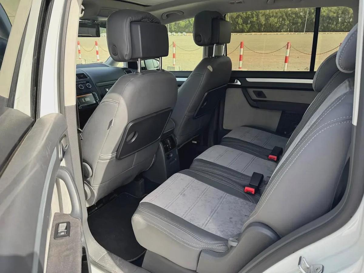 Volkswagen Touran Other-11-11