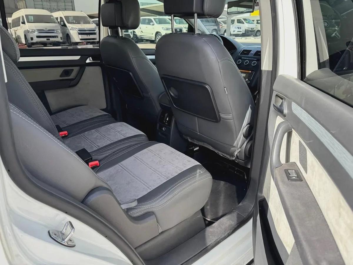 Volkswagen Touran Other-12-12