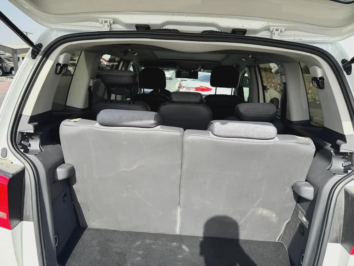 Volkswagen Touran Other-13-13