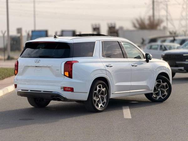 Hyundai Palisade Calligraphy 3.8L / panoramic, 360 camera // head up display full option