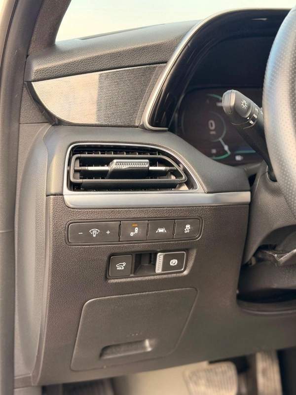 Hyundai Palisade Calligraphy 3.8L / panoramic, 360 camera // head up display full option