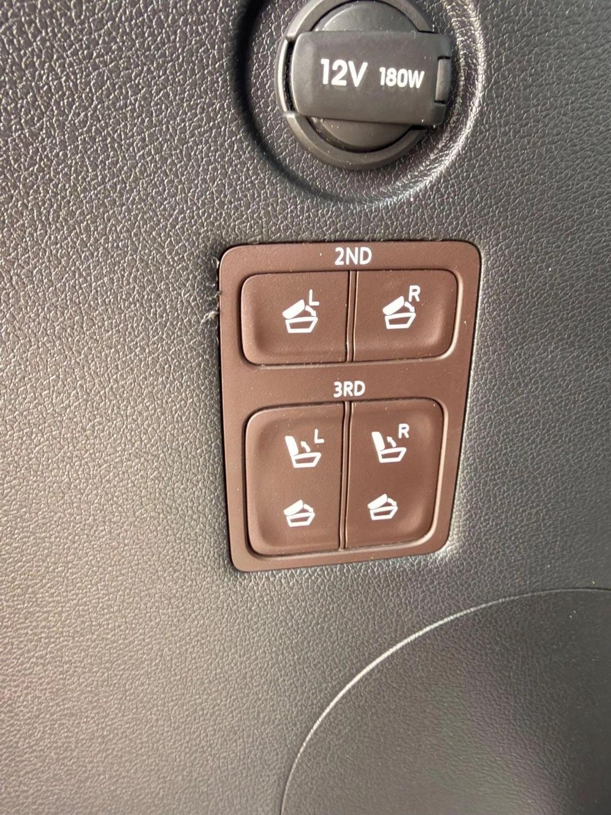 Hyundai Palisade Calligraphy 3.8L / panoramic, 360 camera // head up display full option-19-19