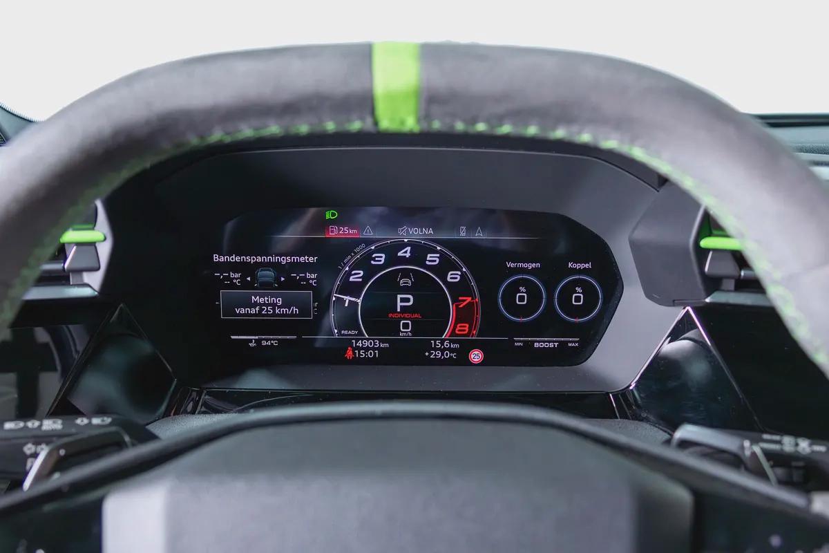 Audi RS3 Sportback-Al Nabooda warranty Service Contract-Carbon RS Bucket Seats-Special Color-14-14