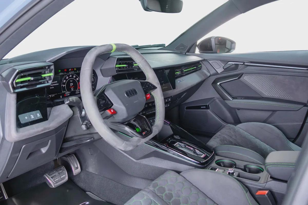 Audi RS3 Sportback-Al Nabooda warranty Service Contract-Carbon RS Bucket Seats-Special Color-15-15