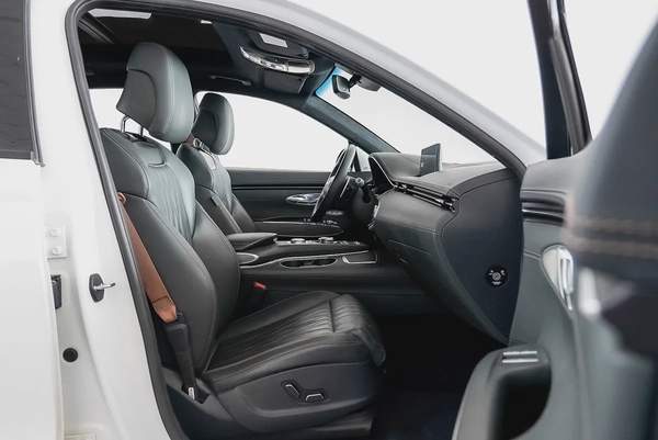 3,754 / 60 months | 0% DP | 2024 Genesis GV70 AWD 2.5L Premium / Genesis Warranty Service Contract