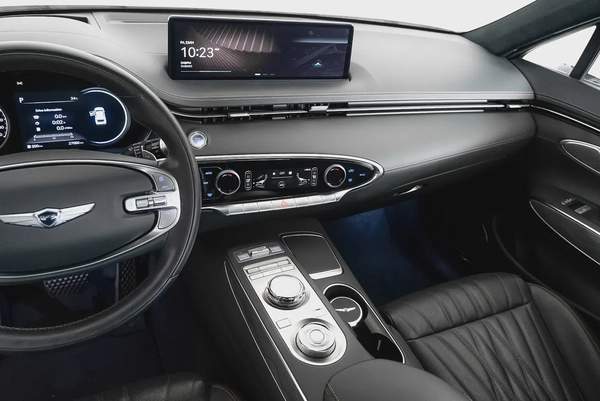 3,754 / 60 months | 0% DP | 2024 Genesis GV70 AWD 2.5L Premium / Genesis Warranty Service Contract