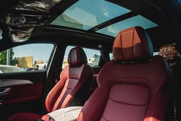 Jetour X70 Plus Luxury 2025 Low Mileage GCC 1.6L Turbo 4 Cylinders