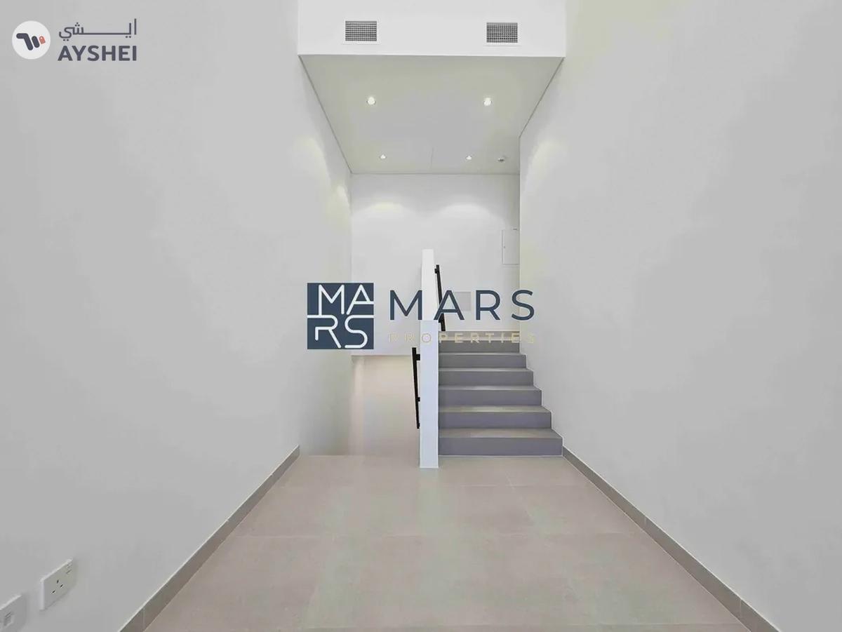 LUXURIOUS BRAND NEW 3-BEDROOM CORNER TOWNHOUSE FOR RENT IN ROBINIA MASAAR-12-12