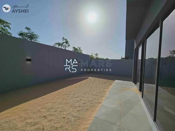 LUXURIOUS BRAND NEW 3-BEDROOM CORNER TOWNHOUSE FOR RENT IN ROBINIA MASAAR