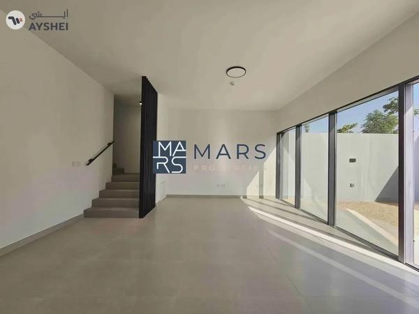 LUXURIOUS BRAND NEW 3-BEDROOM CORNER TOWNHOUSE FOR RENT IN ROBINIA MASAAR
