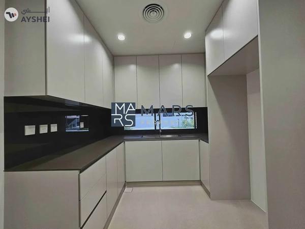 LUXURIOUS BRAND NEW 3-BEDROOM CORNER TOWNHOUSE FOR RENT IN ROBINIA MASAAR