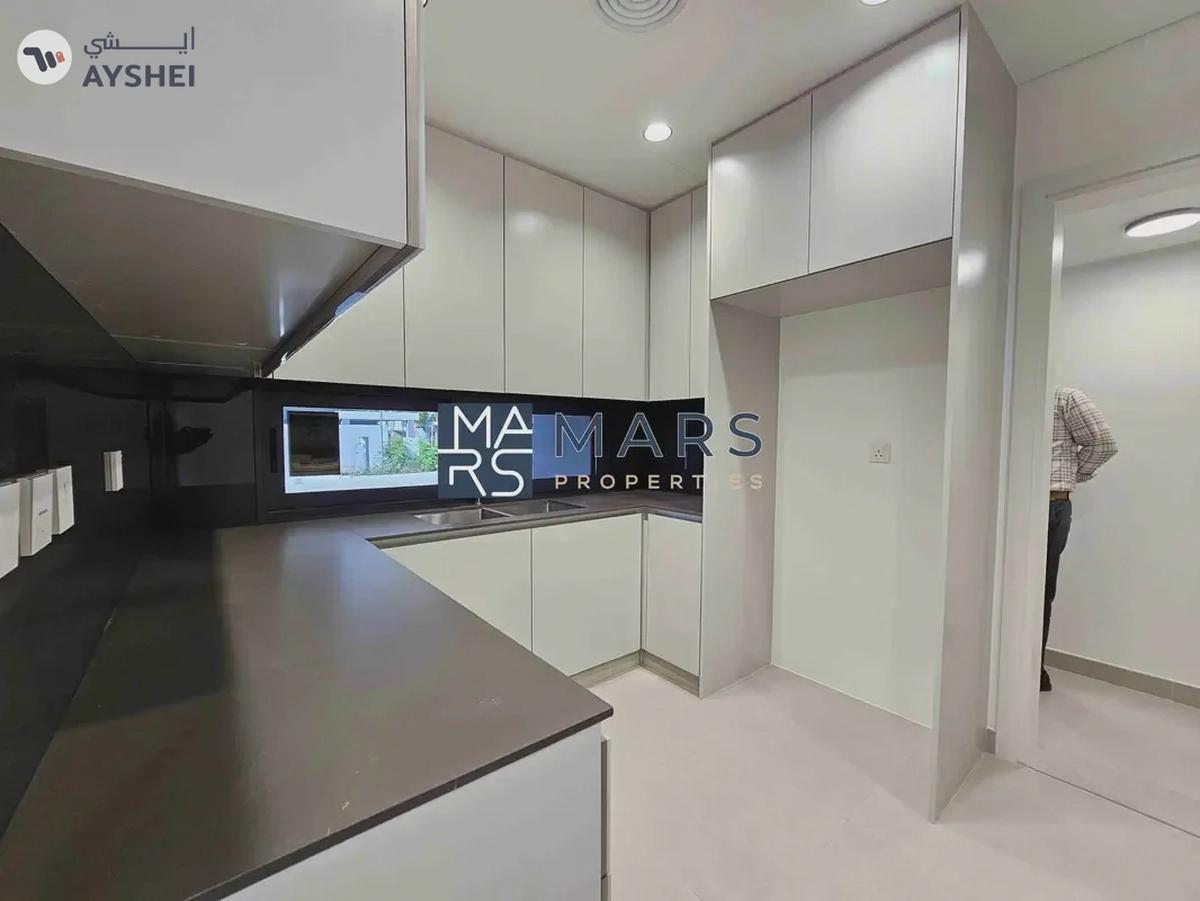 LUXURIOUS BRAND NEW 3-BEDROOM CORNER TOWNHOUSE FOR RENT IN ROBINIA MASAAR-22-22