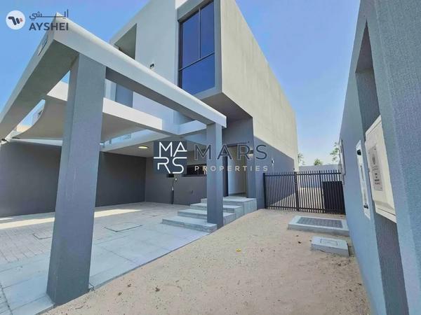 LUXURIOUS BRAND NEW 3-BEDROOM CORNER TOWNHOUSE FOR RENT IN ROBINIA MASAAR
