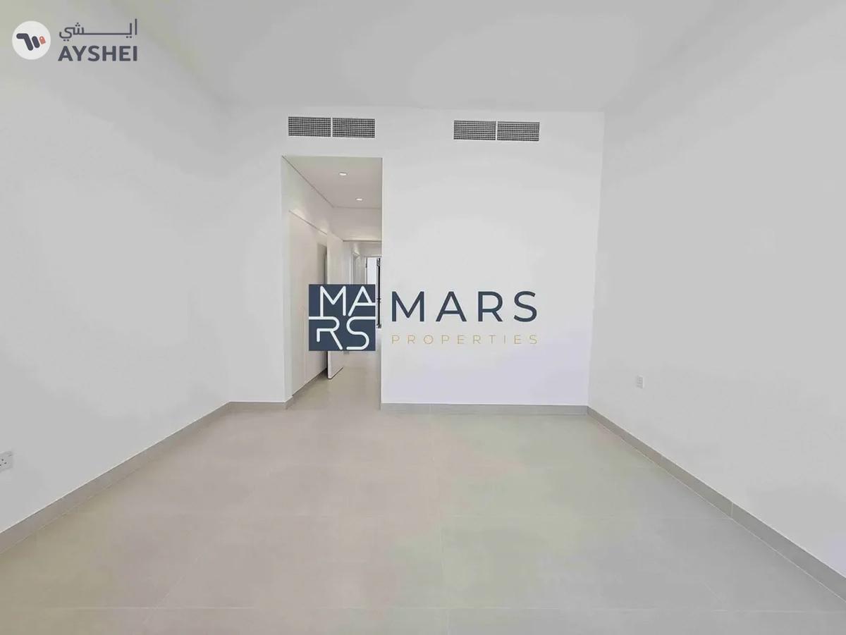 LUXURIOUS BRAND NEW 3-BEDROOM CORNER TOWNHOUSE FOR RENT IN ROBINIA MASAAR-8-8