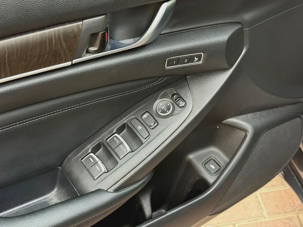 Honda Accord, 2018 GCC specs, full option, in excellent condition,-13-13