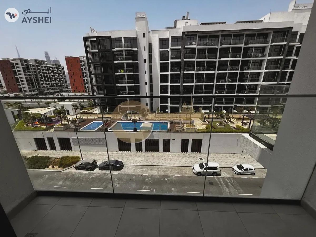 Studio | Semi-Furnished | Boulevard View-1-landscape