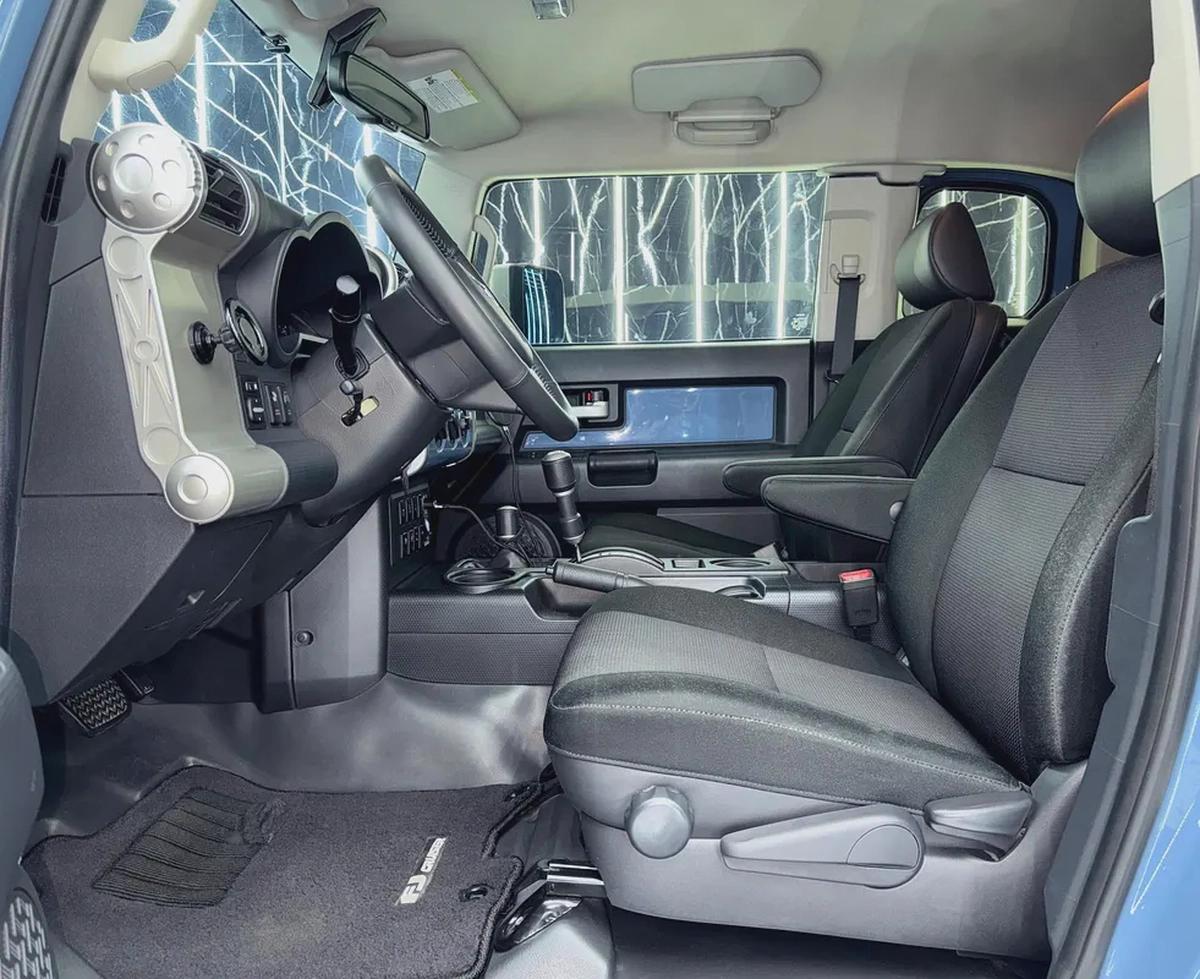 Toyota FJ Cruiser 2020 GCC specs for 200,000.00 AED-10-10