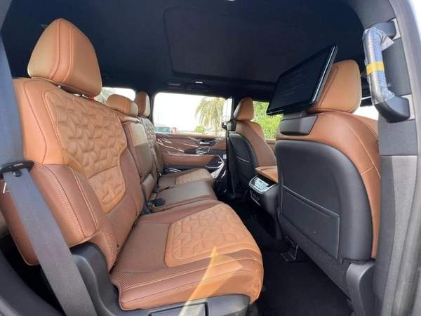 Nissan Patrol SE PLATINUM