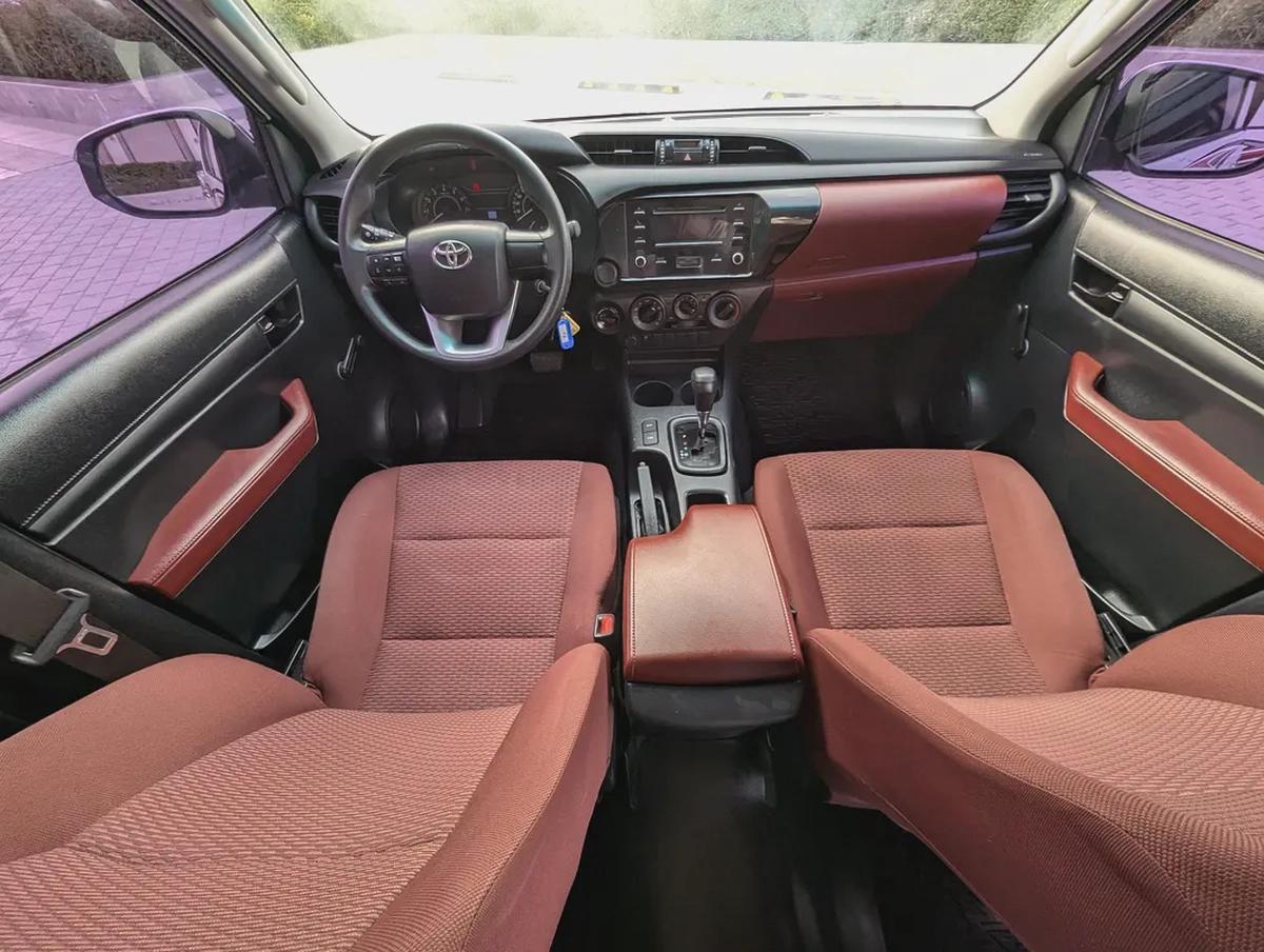 2022 Toyota Hilux GL 2.7 L 4X4 Automatic - Original paint - GCC Specs Dual Cab Pickup |-2-2