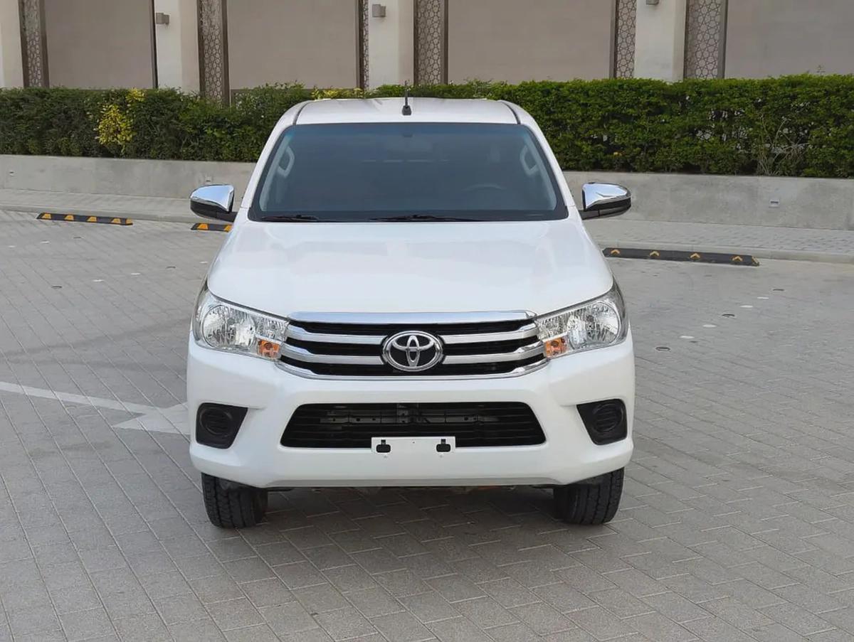 2022 Toyota Hilux GL 2.7 L 4X4 Automatic - Original paint - GCC Specs Dual Cab Pickup |-13-13