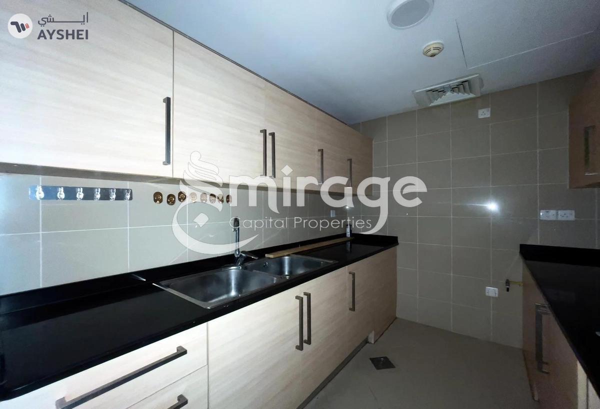 APARTMENT FOR SALE IN RAK TOWER, MARINA SQUARE-1-landscape