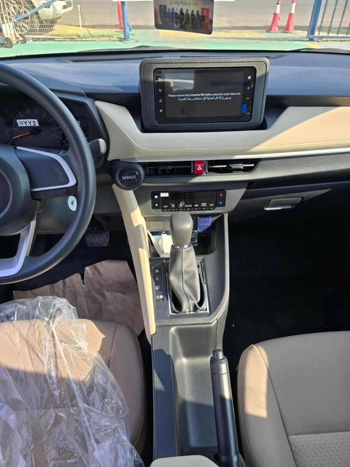 Toyota Yaris-5-5