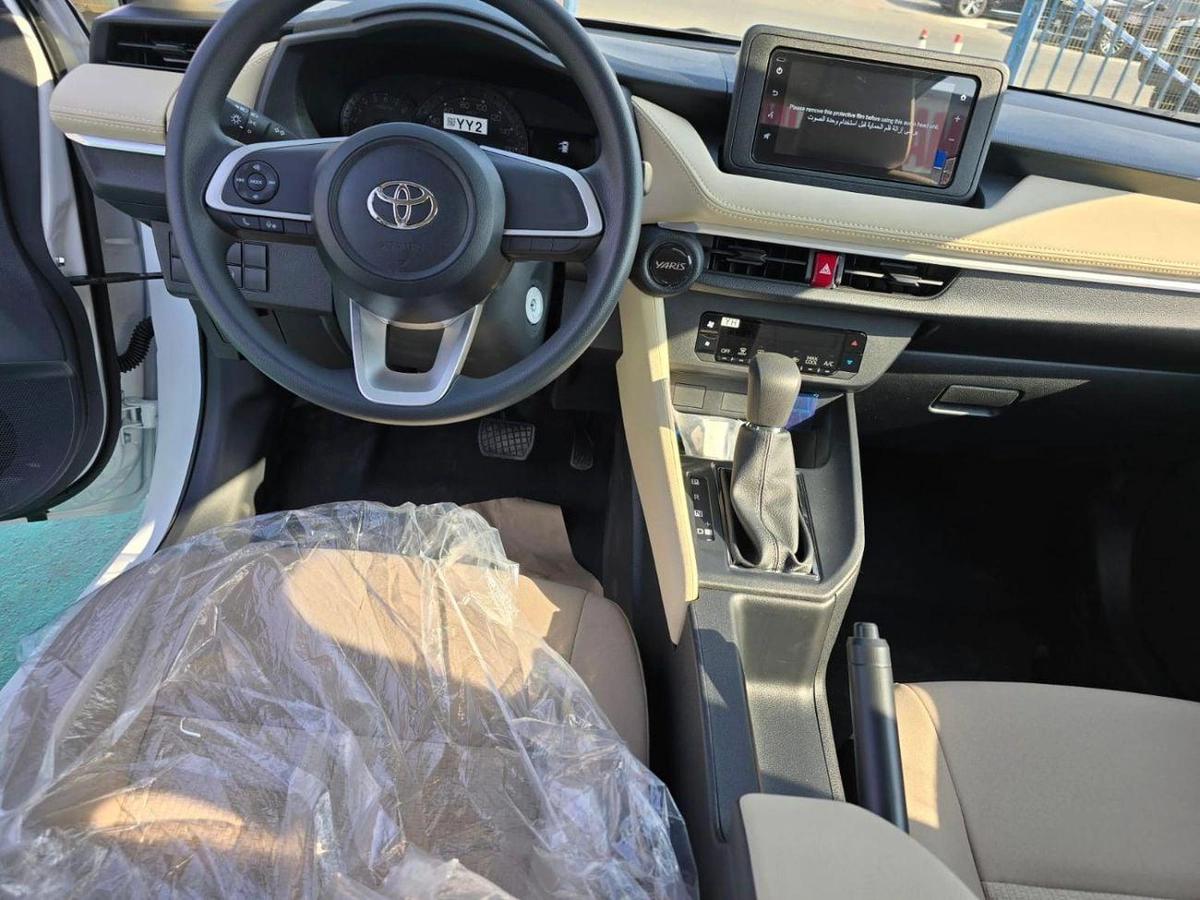 Toyota Yaris-7-7
