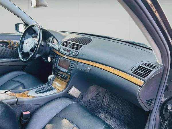 MERCEDES BENZ E320 - 2004 - CLEAN CAR FRESH JAPAN IMPORT