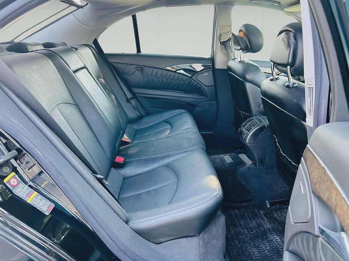 MERCEDES BENZ E320 - 2004 - CLEAN CAR FRESH JAPAN IMPORT-12-12