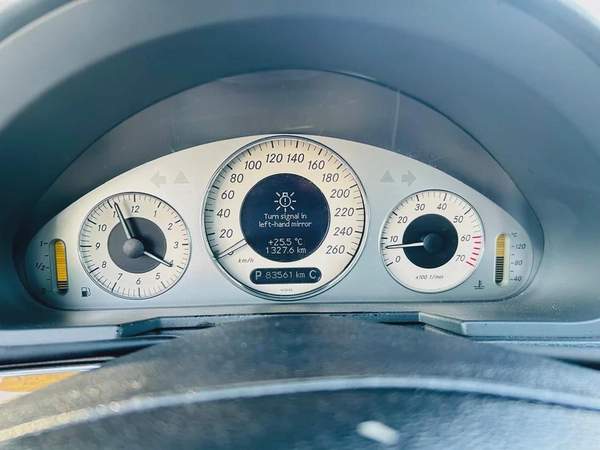 MERCEDES BENZ E320 - 2004 - CLEAN CAR FRESH JAPAN IMPORT