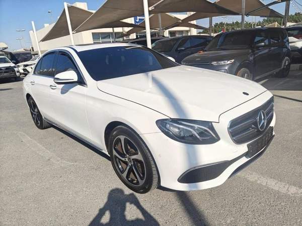 Mercedes-Benz E 250 Mercedes E250 V4 MY2019 korean