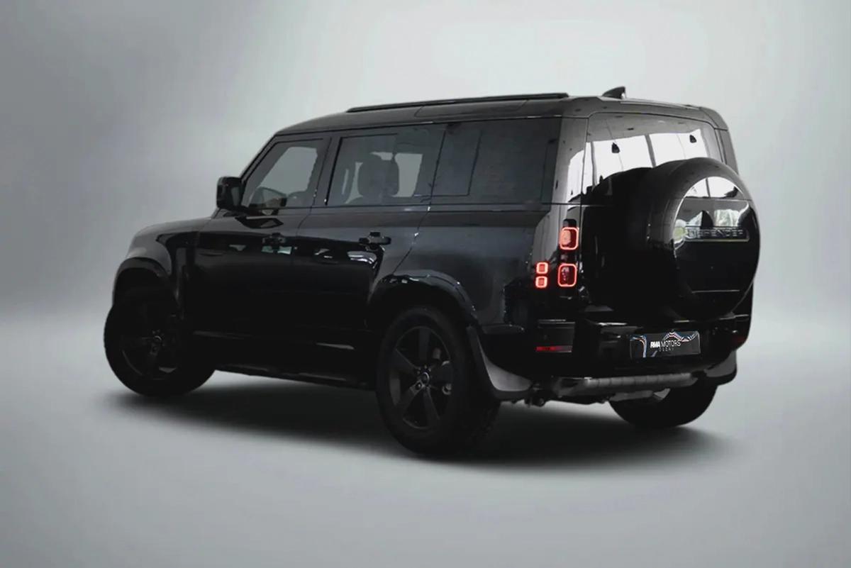 6,384 AED / 60 months | 0% DP | 2025 Landrover Defender 110 P300 X-Dynamic / Agency Warranty-1-1