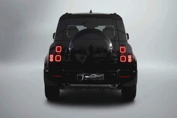 6,384 AED / 60 months | 0% DP | 2025 Landrover Defender 110 P300 X-Dynamic / Agency Warranty