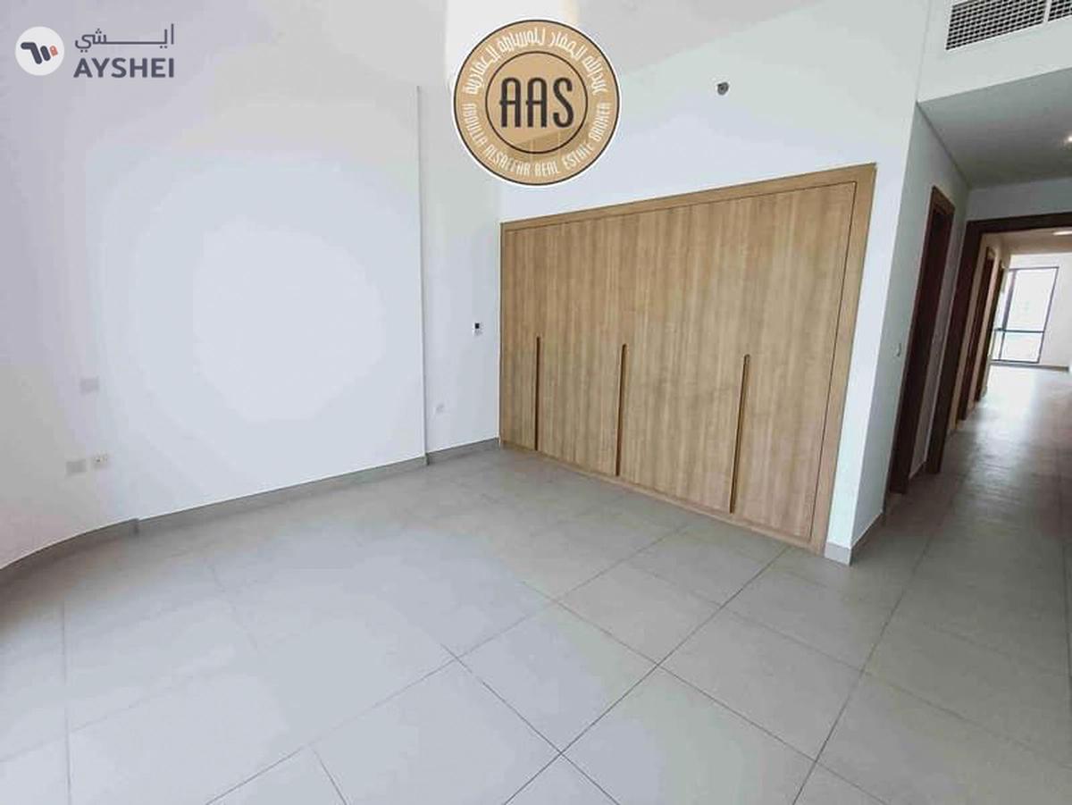 Spacious 3BK ! Near metro station !only 140k ready to move-10-10