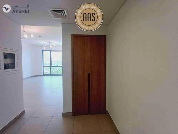 Spacious 3BK ! Near metro station !only 140k ready to move