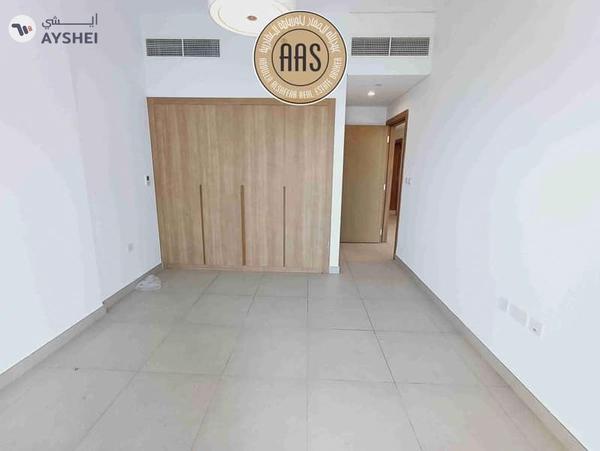 Spacious 3BK ! Near metro station !only 140k ready to move