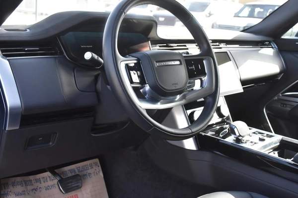 LAND ROVER RANGE ROVER V6 2023 | BLACK