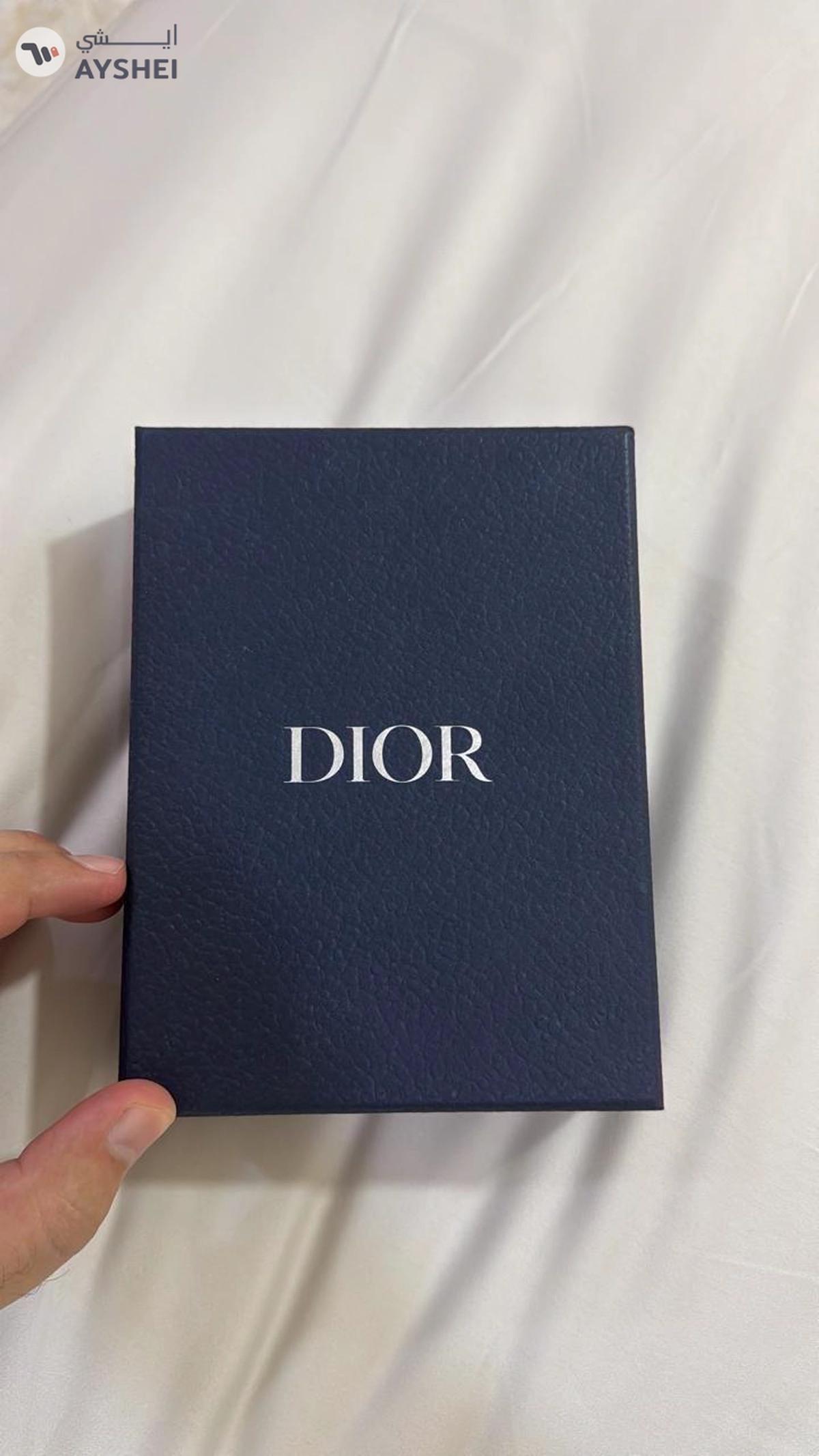 Genuine Dior Men’s Wallet – purchased for AED 2,000.In excellent condition. Open to reasonable offers from serious buyers-4-4