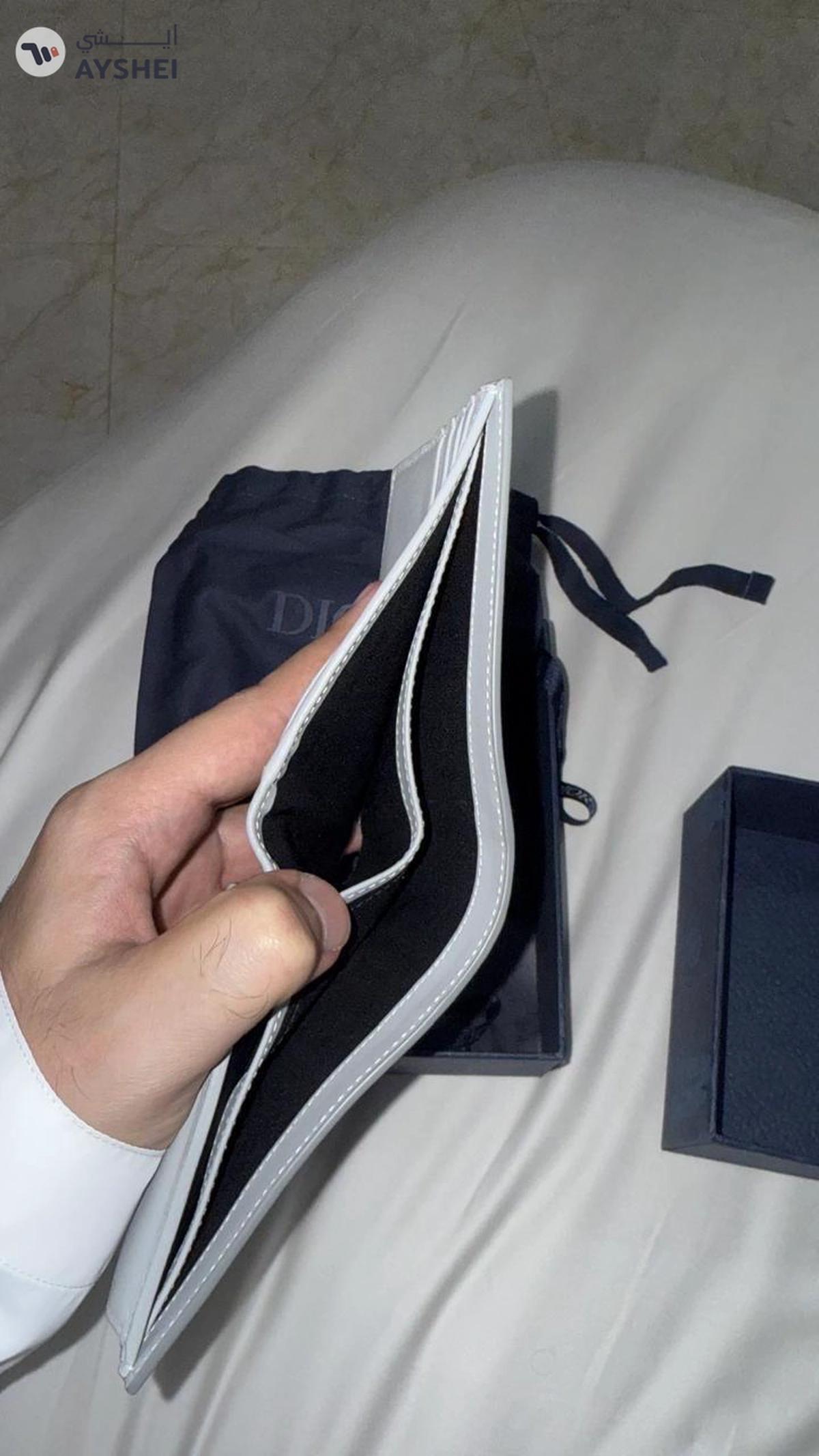 Genuine Dior Men’s Wallet – purchased for AED 2,000.In excellent condition. Open to reasonable offers from serious buyers-6-6