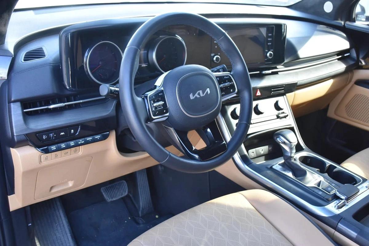 KIA CARNIVAL 7 SEATS 2023 | BLACK-11-11