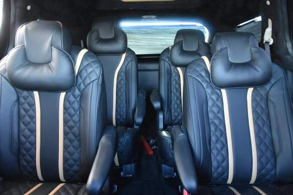 KIA CARNIVAL 7 SEATS 2023 | BLACK
