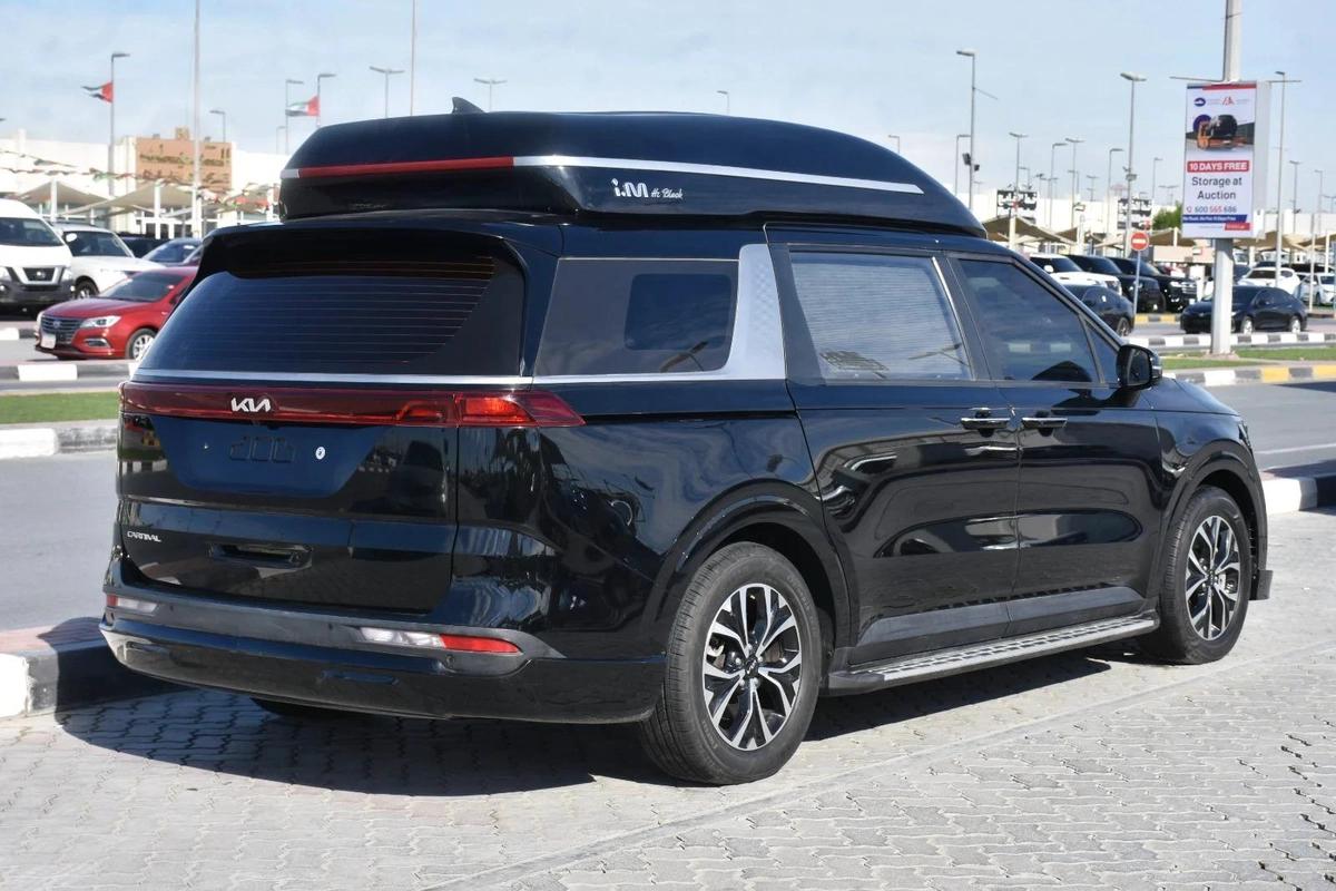 KIA CARNIVAL 7 SEATS 2023 | BLACK-8-8