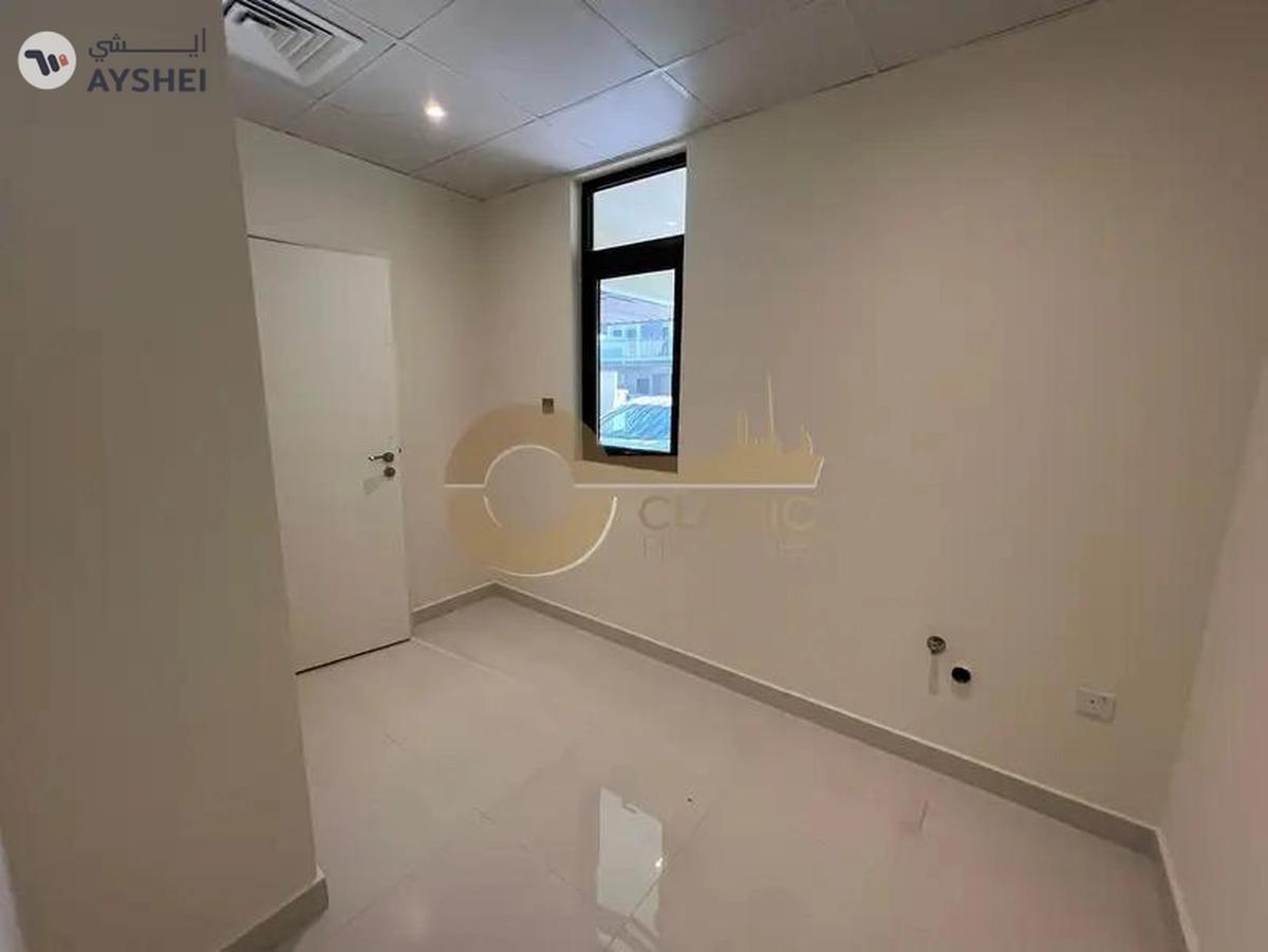 L shape Garden | Corner Unit for sale | R2EM-14-14